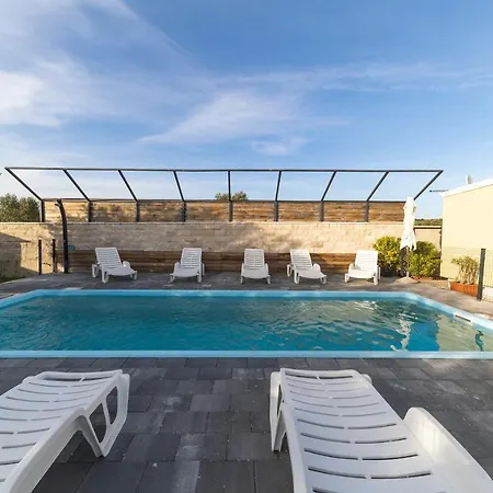 אתר קמפינג Kamp Tonci *