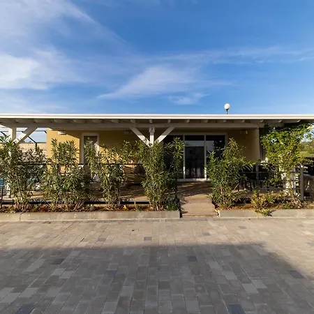 Kamp Tonci אתר קמפינג ביוגראד נה מורו