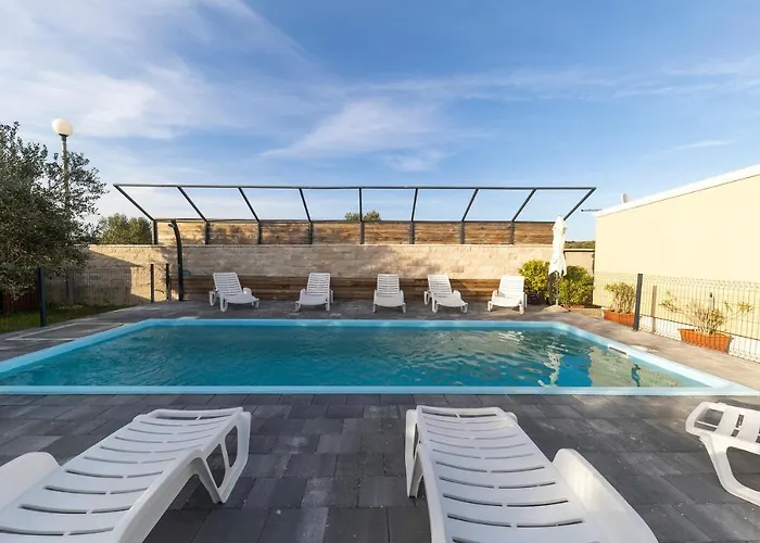 Camping Kamp Tonci *